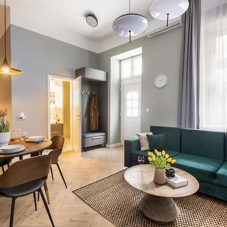 P431 Elitehost Luxury Apartment Budapest Exterior photo